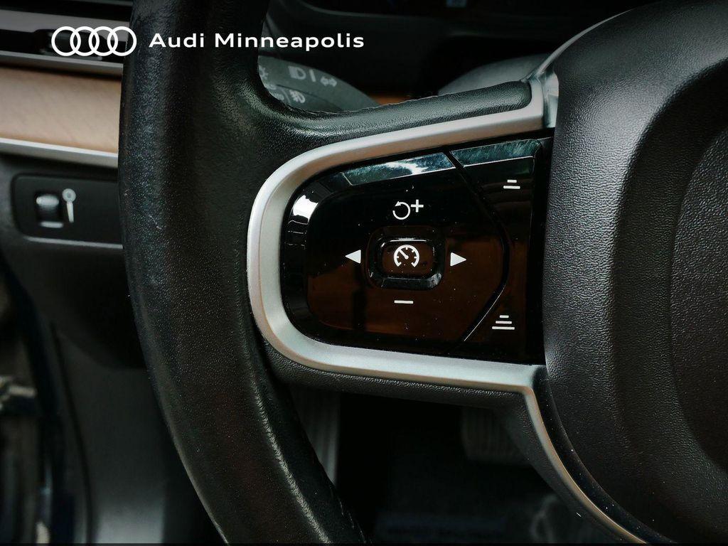 used 2018 Volvo XC90 car, priced at $21,977
