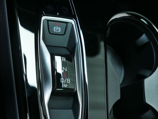 new 2025 Audi Q6 e-tron car, priced at $71,625