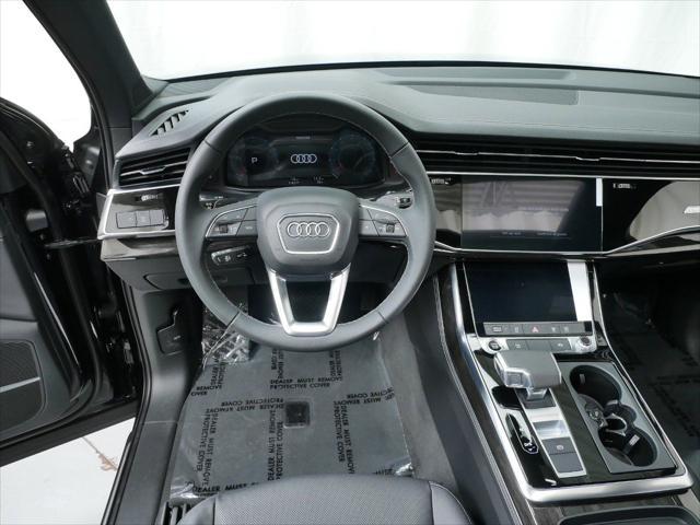 new 2025 Audi Q7 car, priced at $72,188