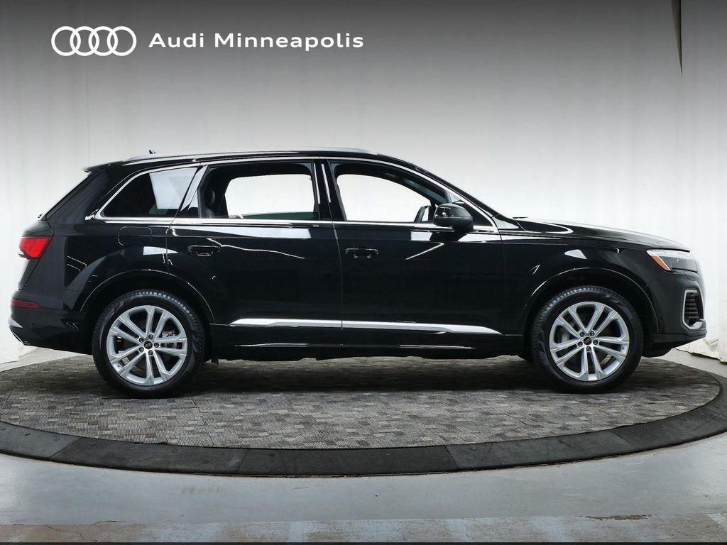 used 2025 Audi Q7 car, priced at $59,977