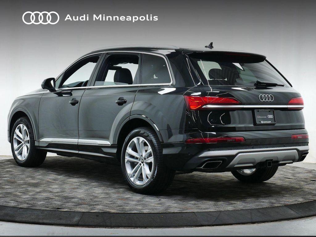 used 2025 Audi Q7 car, priced at $59,977