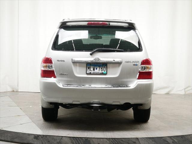 used 2006 Toyota Highlander Hybrid car, priced at $7,499