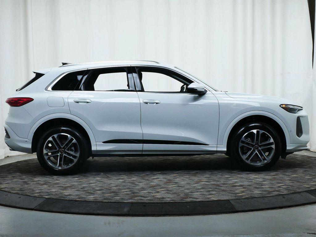 new 2025 Audi Q5 car, priced at $55,585