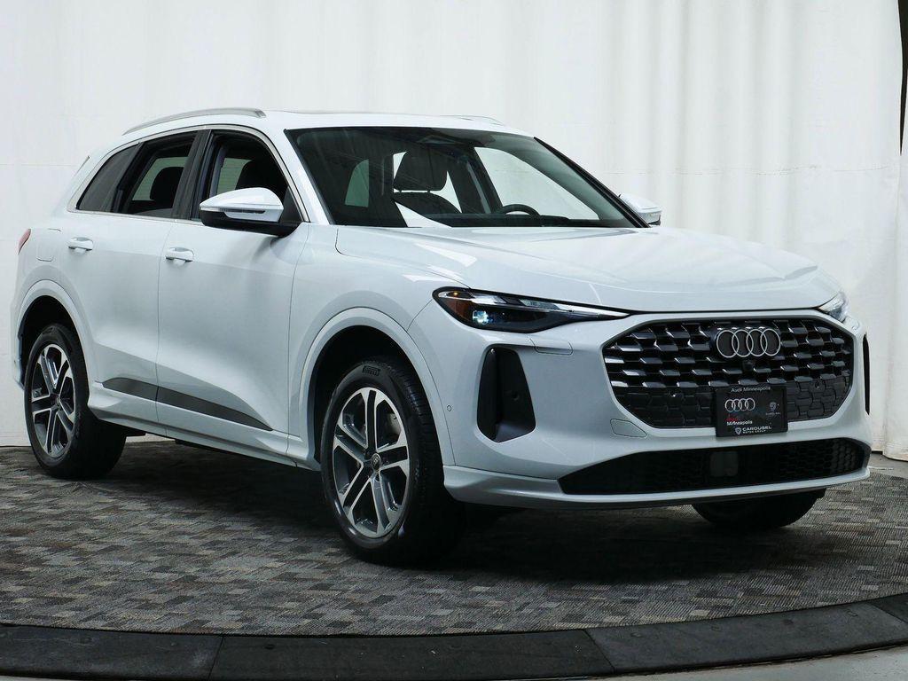 new 2025 Audi Q5 car, priced at $55,585