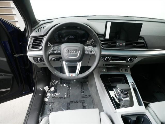 new 2025 Audi Q5 car, priced at $60,175