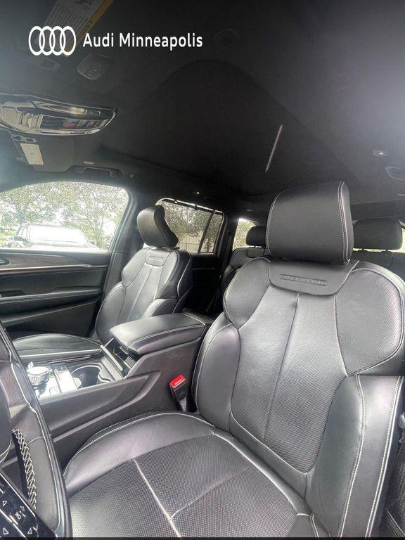used 2022 Jeep Grand Cherokee car, priced at $37,477
