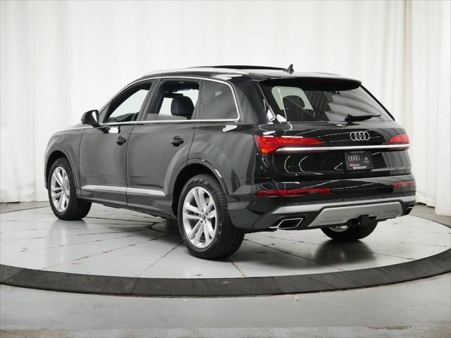 new 2025 Audi Q7 car, priced at $72,188