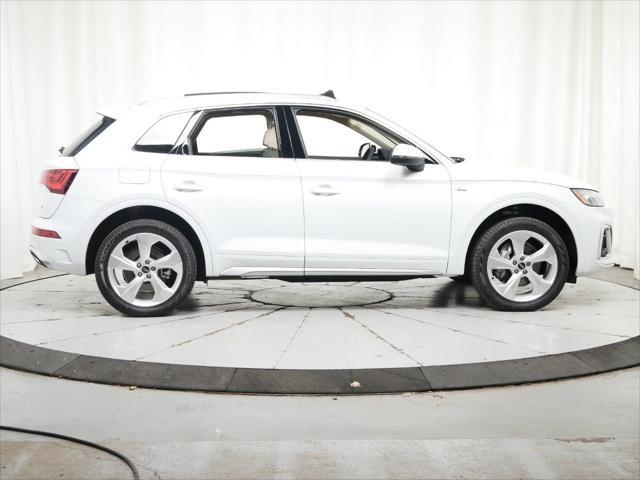 new 2025 Audi Q5 car, priced at $59,125