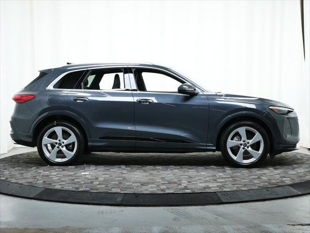 new 2025 Audi Q5 car, priced at $64,250