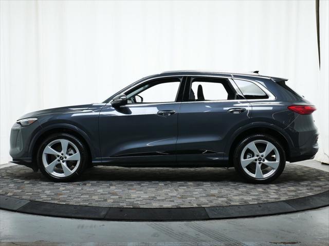 new 2025 Audi Q5 car, priced at $64,250
