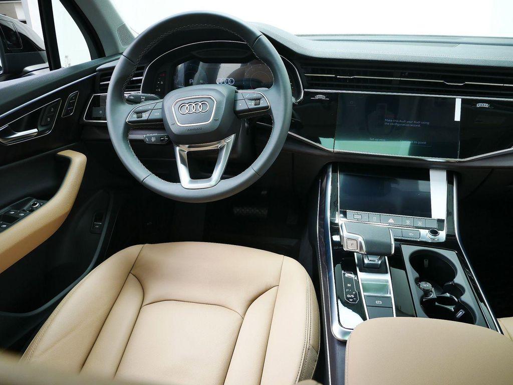 new 2025 Audi Q7 car, priced at $63,066
