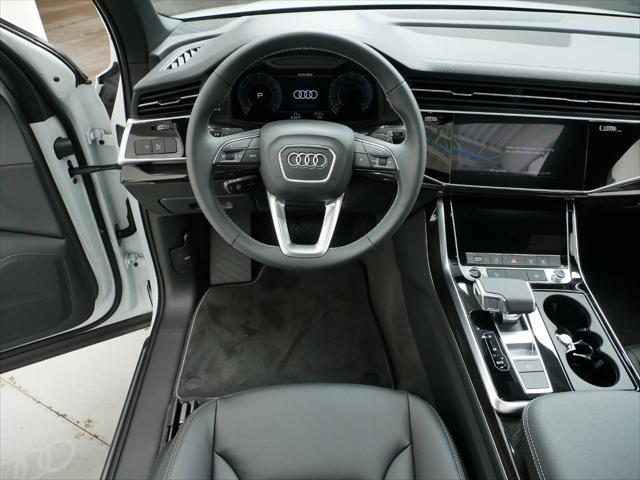 new 2025 Audi Q7 car, priced at $64,700