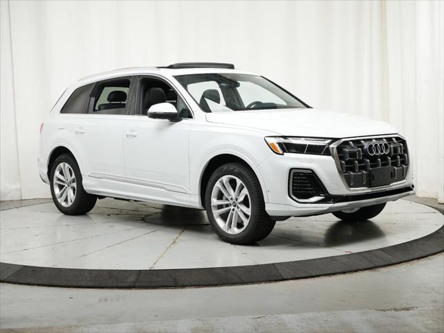 new 2025 Audi Q7 car, priced at $64,700