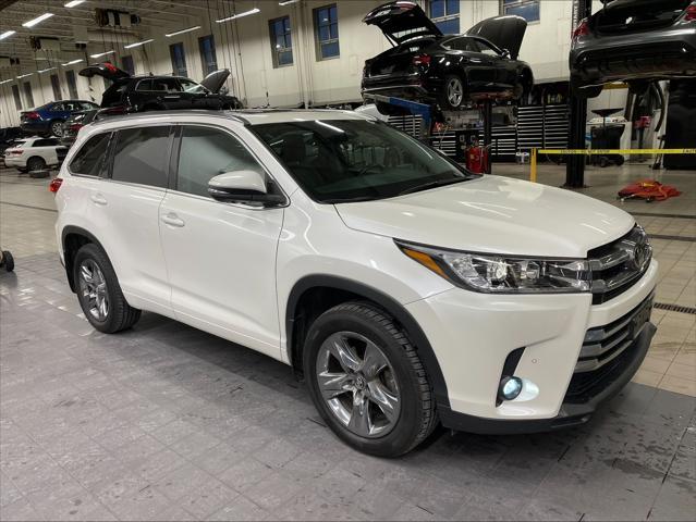 used 2019 Toyota Highlander car, priced at $32,999