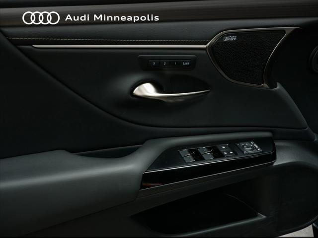 used 2022 Lexus ES 350 car, priced at $37,977
