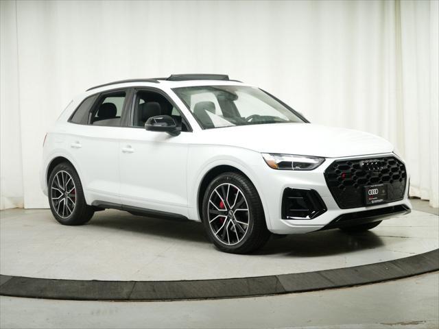 new 2025 Audi SQ5 car, priced at $72,740