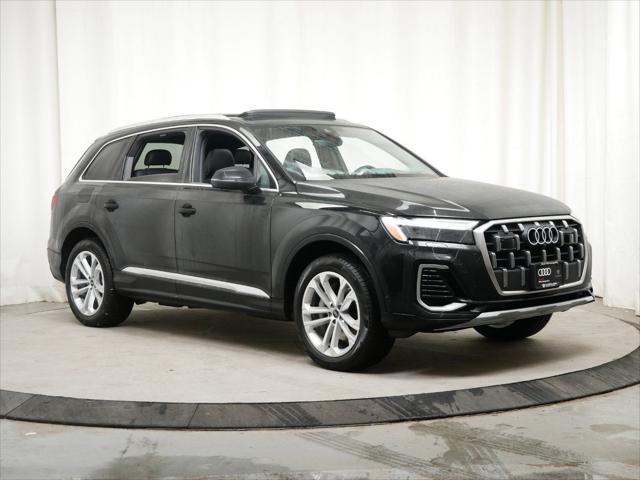 new 2025 Audi Q7 car, priced at $75,595