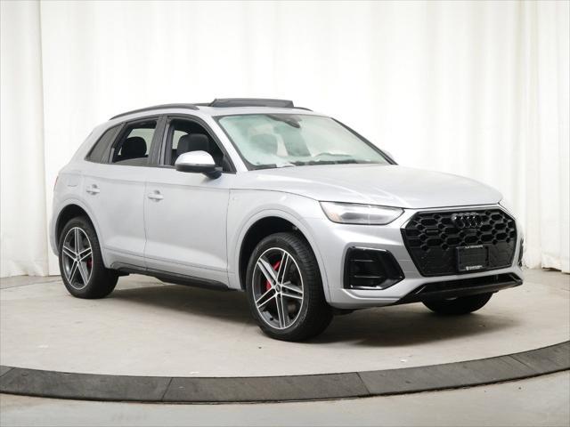 new 2025 Audi Q5 car, priced at $69,475