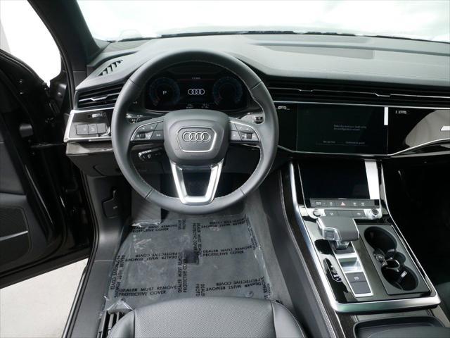 new 2025 Audi Q7 car, priced at $77,750