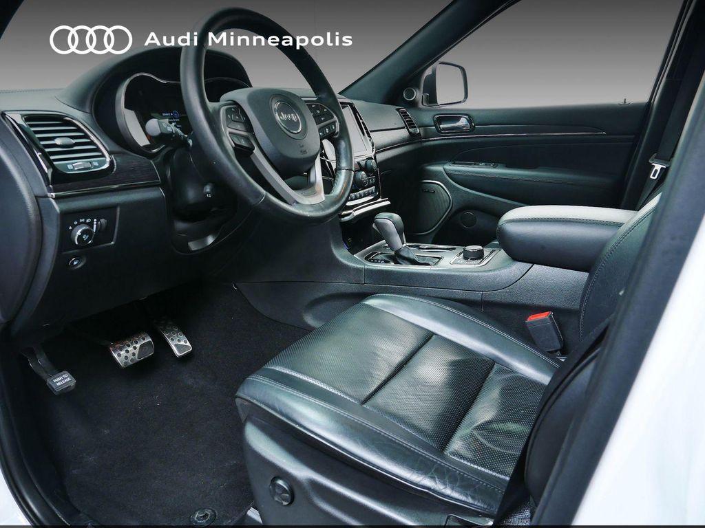 used 2020 Jeep Grand Cherokee car, priced at $27,977