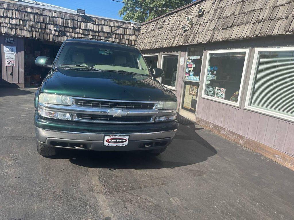 used 2003 Chevrolet Suburban car, priced at $2,950