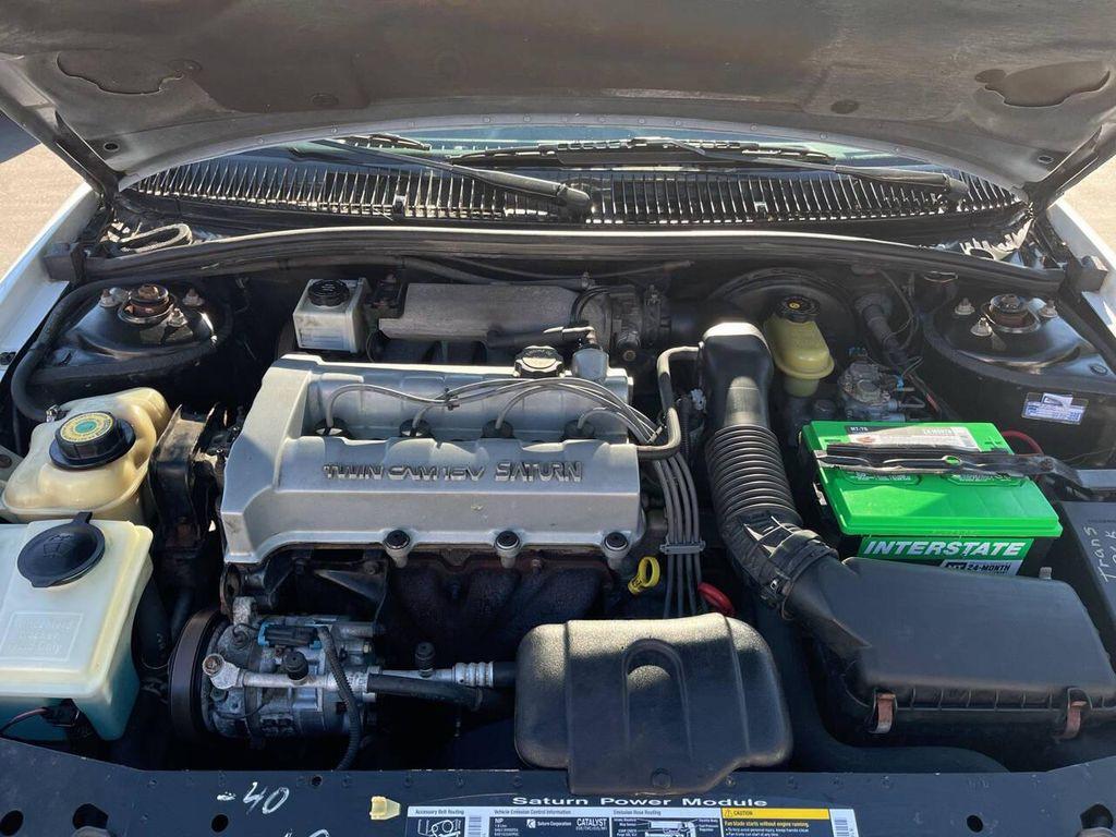 used 1995 Saturn SL car, priced at $4,500