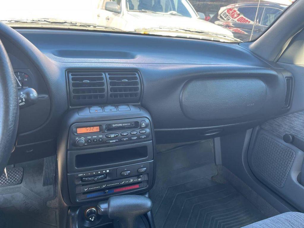used 1995 Saturn SL car, priced at $4,500