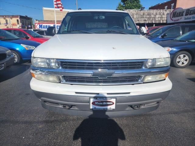 used 2005 Chevrolet Suburban car, priced at $2,850