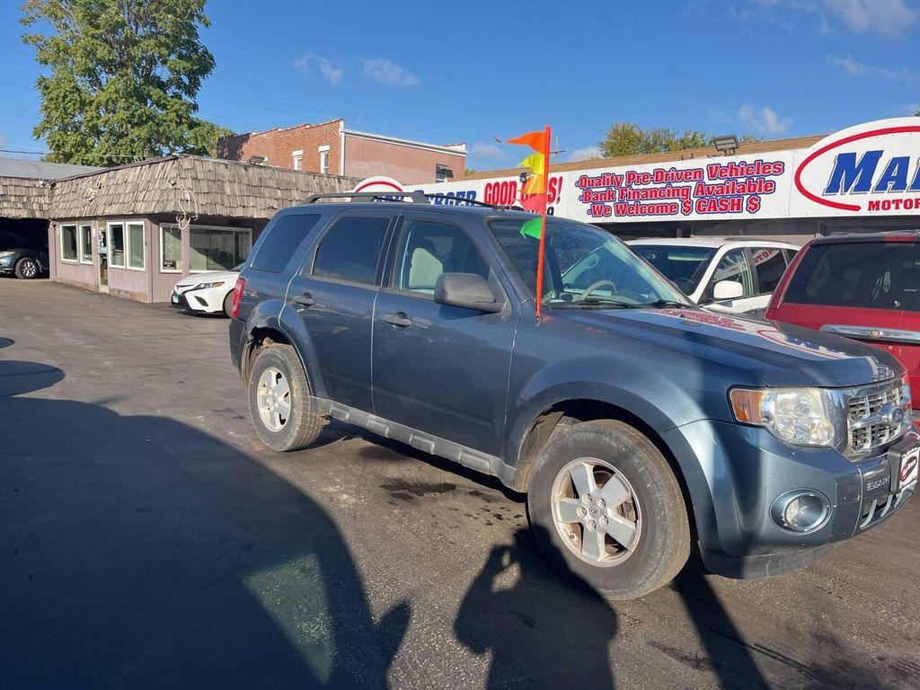used 2010 Ford Escape car