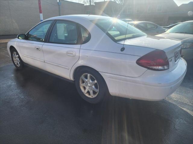 used 2005 Ford Taurus car, priced at $2,795