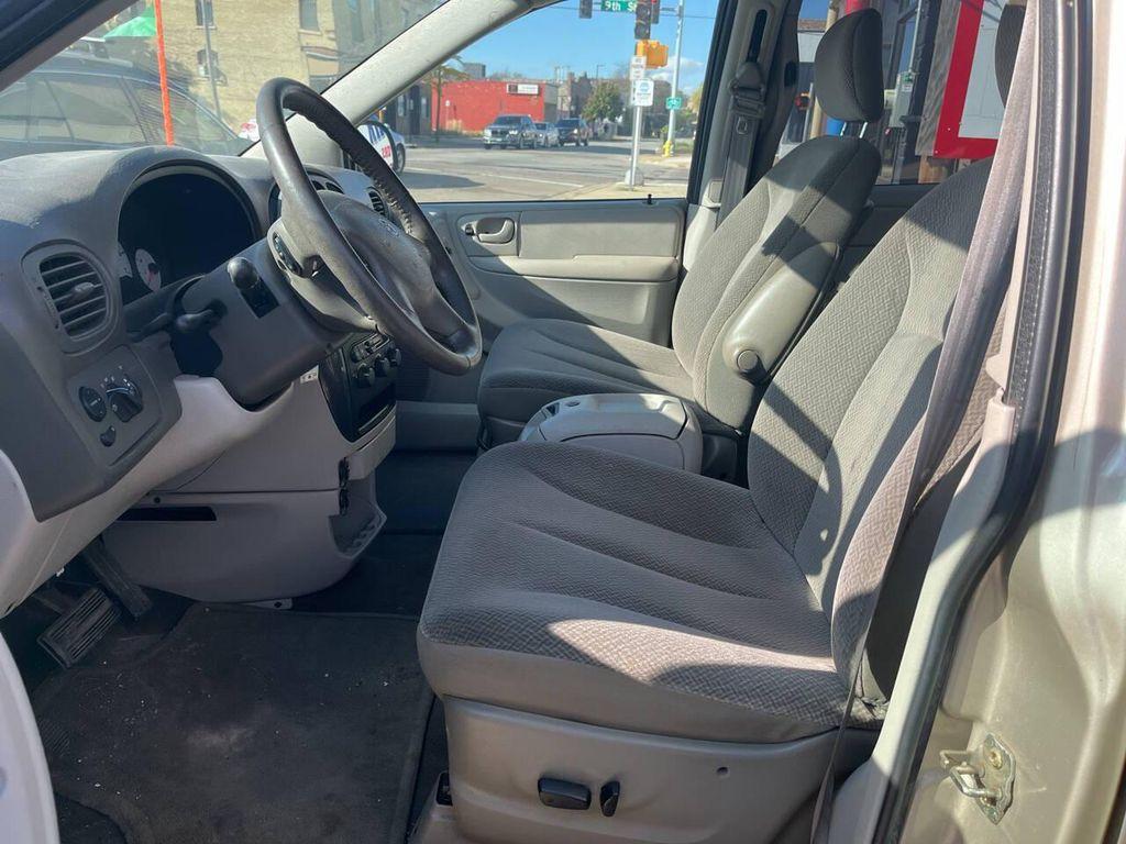 used 2005 Dodge Grand Caravan car