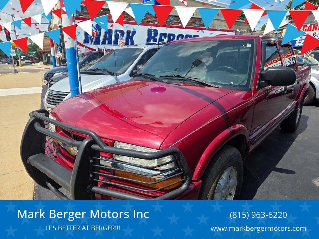 used 2004 Chevrolet S-10 car, priced at $3,950