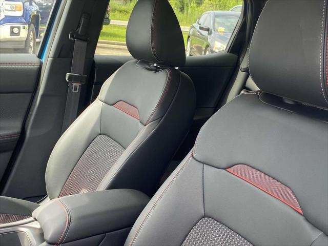 new 2025 Nissan Kicks car, priced at $29,970