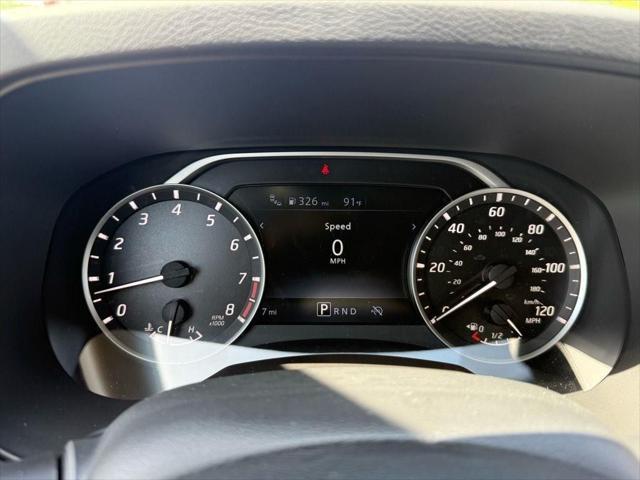 new 2025 Nissan Frontier car, priced at $40,205