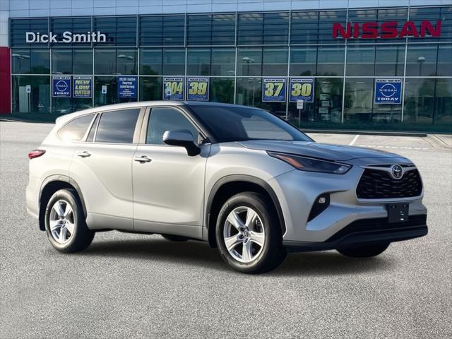 used 2024 Toyota Highlander car, priced at $39,991