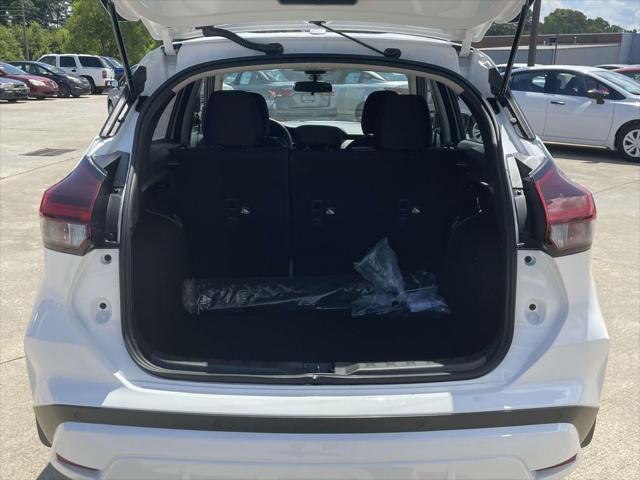 new 2025 Nissan Kicks car, priced at $23,850
