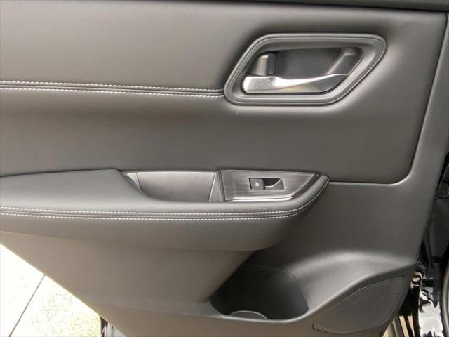 new 2025 Nissan Rogue car, priced at $33,985