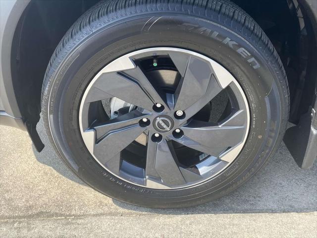 new 2025 Nissan Rogue car, priced at $31,985