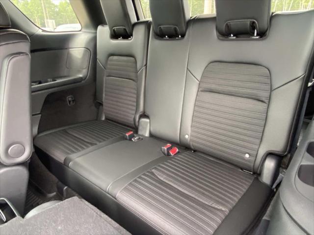 new 2025 Nissan Pathfinder car, priced at $46,955