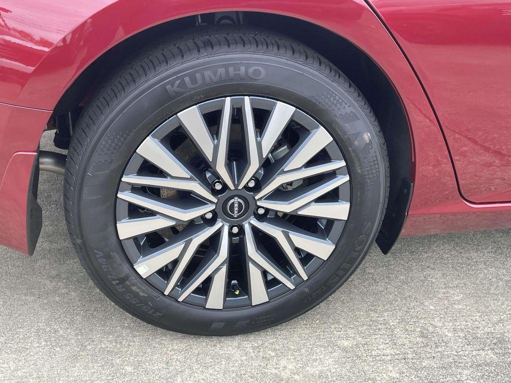 new 2025 Nissan Altima car, priced at $29,915