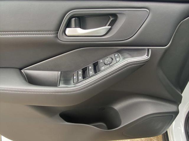 new 2025 Nissan Rogue car, priced at $34,435