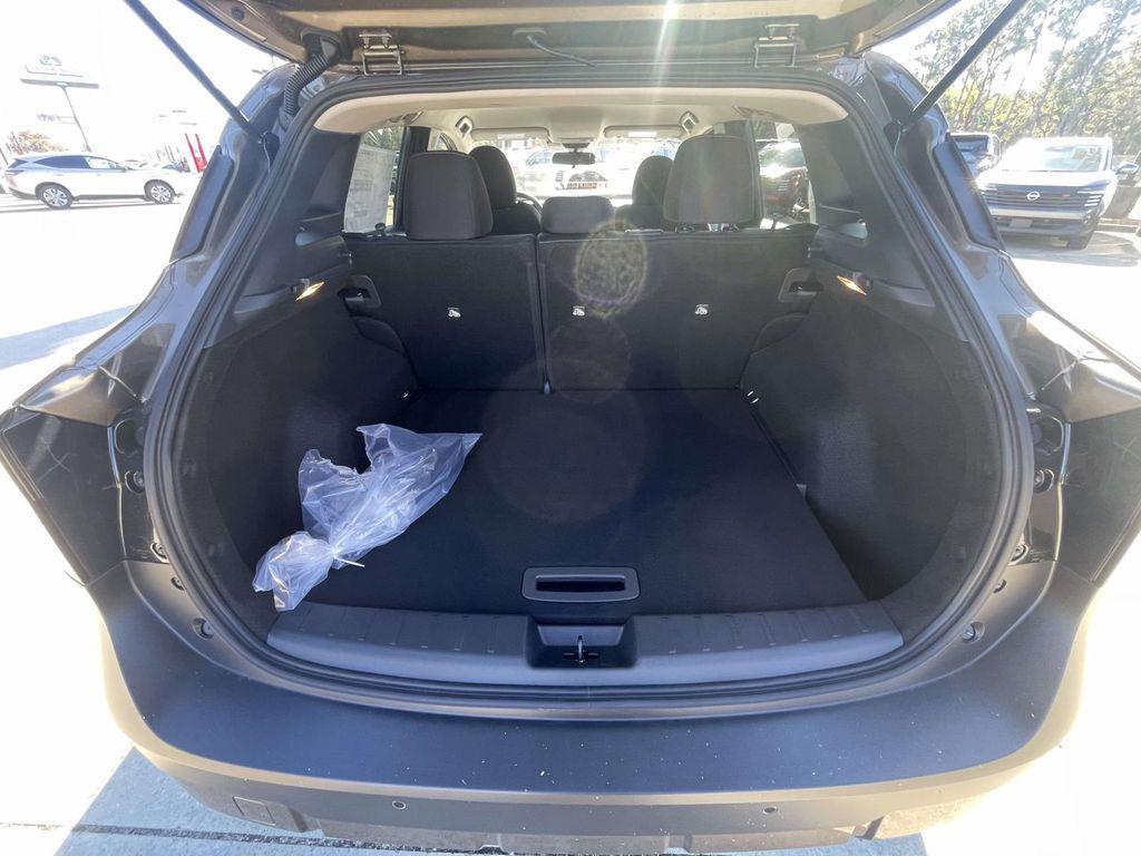 new 2026 Nissan Kicks car, priced at $26,195