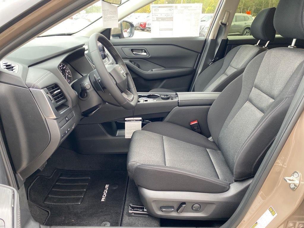 new 2025 Nissan Rogue car, priced at $33,865
