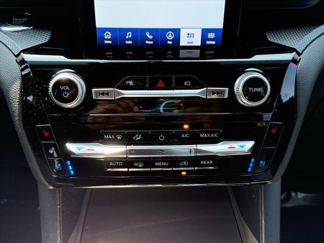 used 2022 Ford Explorer car