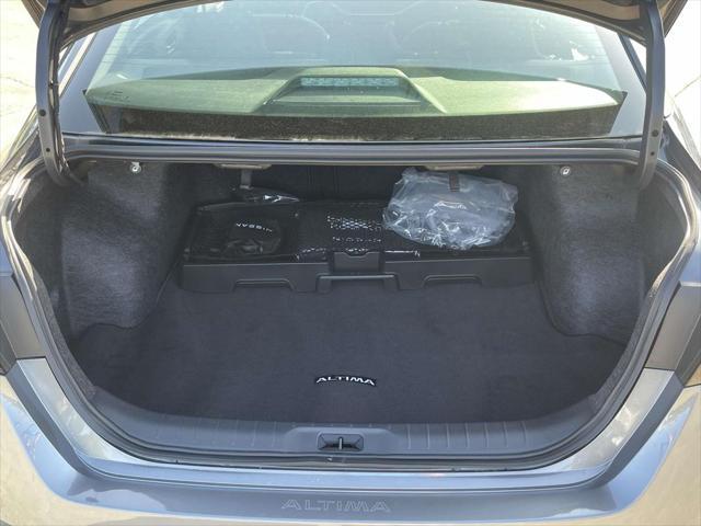 new 2025 Nissan Altima car, priced at $30,660