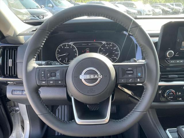 new 2025 Nissan Pathfinder car, priced at $42,260