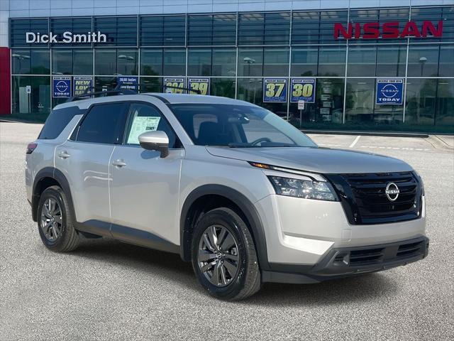 new 2025 Nissan Pathfinder car, priced at $42,260