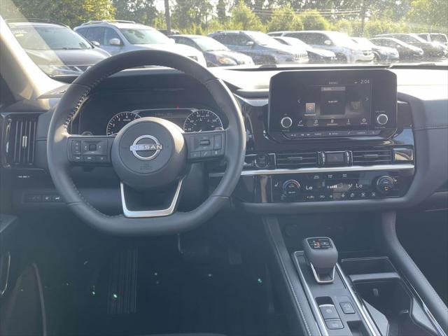 new 2025 Nissan Pathfinder car, priced at $42,260