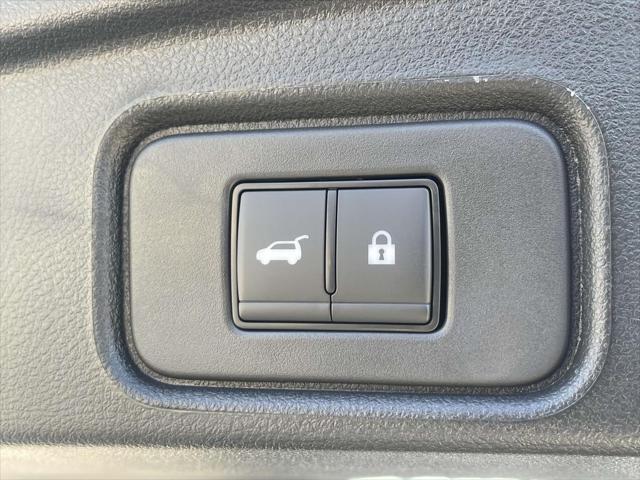 new 2025 Nissan Pathfinder car, priced at $42,260