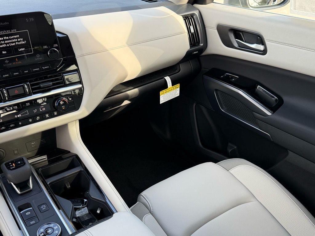 new 2025 Nissan Pathfinder car, priced at $47,645